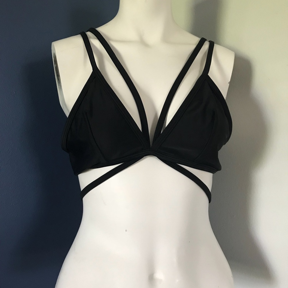 Black strapped bikini top